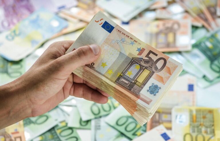 Taco billetes 50 euros